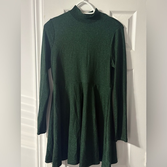wild fable Dresses & Skirts - Wild Fable Sparkly Mock Neck Green Dress